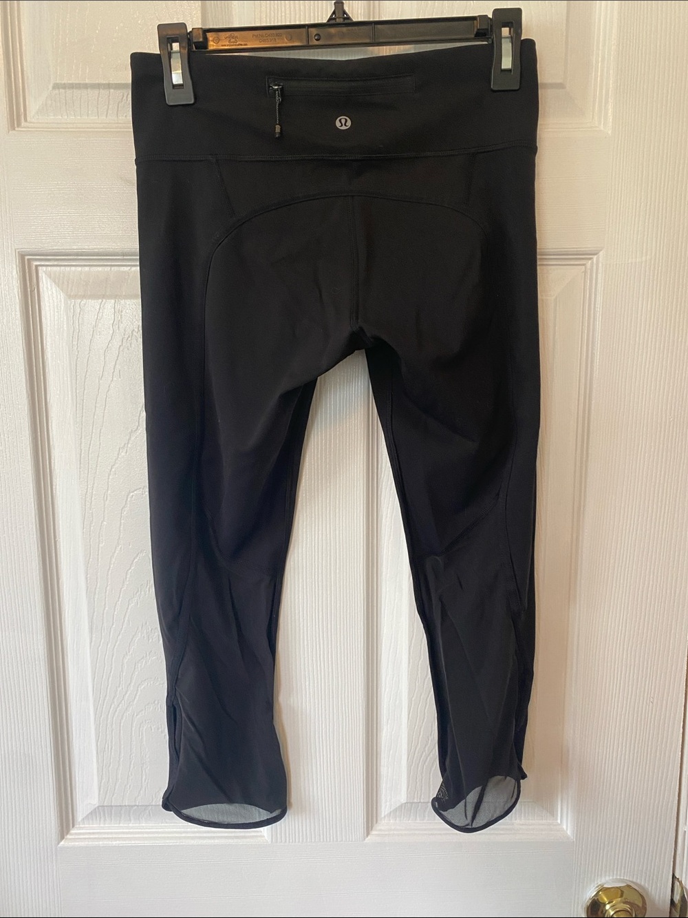 lululemon athletica Beat the Heat Black Cropped Performance Leggings